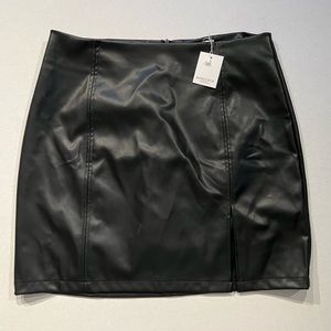 Mangopop black leather skirt new with tags womens XL